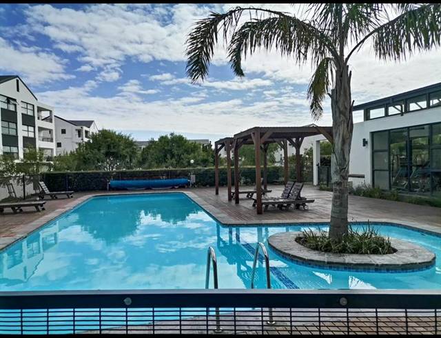 3 BEDROOM APARTMENT FOR SALE IN SANDOWN